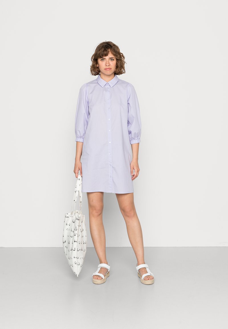 Damen Freizeitkleider | Noisy May NMVIOLET BUTTON DRESS Blusenkleid purple heather/flieder - BK98136 Damen Freizeitkleider | Noisy May NMVIOLET BUTTON DRESS Blusenkleid purple heather/flieder - BK98136