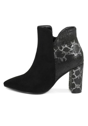 Stivaletti con tacco - black