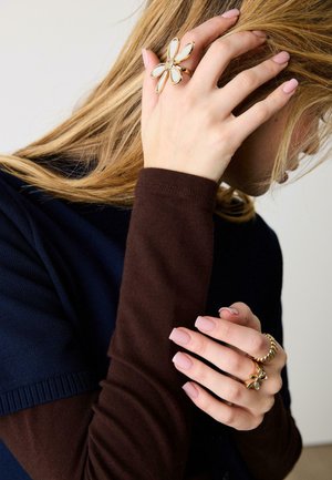 SET OF 3PACK FLOWER WITH A CRYSTAL EFFECT - Bague - gold-coloured