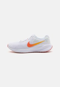 REVOLUTION 7 - Scarpe da corsa su strada - white/magic ember/universal gold