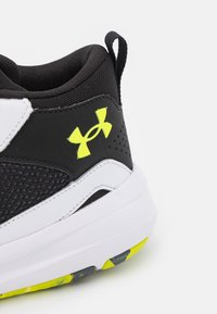Under Armour Obuwie do koszykówki