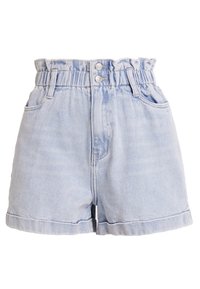 Shorts in denim azzurro chiaro con vita arricciata, due tasche frontali e orli risvoltati. Presentano due bottoni frontali per la chiusura.