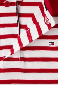 Tommy Hilfiger FLAG UNISEX - Poloshirt - primary red/white