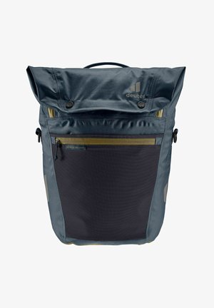 Mochila roll-top en azul y gris con un compartimento principal con cremallera, un bolsillo frontal de malla y acentos reflectantes. Fabricada con un tejido duradero y detalles en contraste.