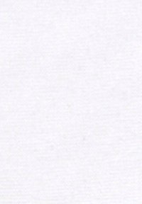 Tissu en blanc avec une texture douce et uniforme. Aucun motif ou accent visible, indiquant un design simple adapté à diverses applications.