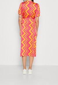 VILA Robe de jour - pink