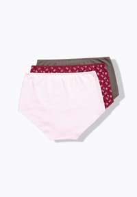 Trois paires de culottes taille haute : une rose, une bordeaux avec impression florale, et une gris foncé uni. Fabriquées en coton doux.