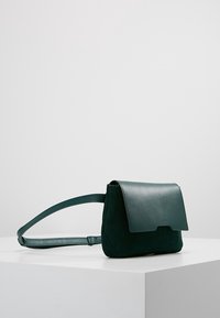 KIOMI Marsupio - dark green