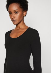 Tommy Hilfiger SLIM SCOOP - Ilgarankovis viršutinės dalies drabužis - black