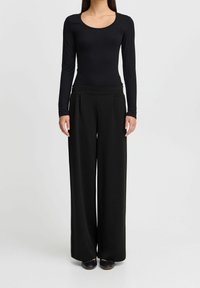 ICHI Tygbyxor - black