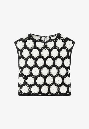 Czarny szydełkowy krótki top z białymi kwiatowymi wzorami i okrągłym dekoltem z małym guzikiem z tyłu.