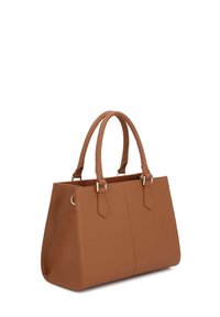 Vidēja lieluma brūna ādas soma ar diviem noapaļotiem rokturiem un strukturētu taisnstūra formu, attēlota uz baltas fona.