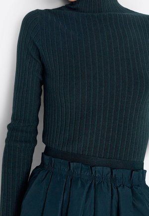 Sweter