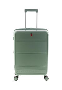 Valigia rigida verde con scanalature orizzontali, manico retrattile, quattro ruote e dettaglio del logo rosso sulla parte anteriore.