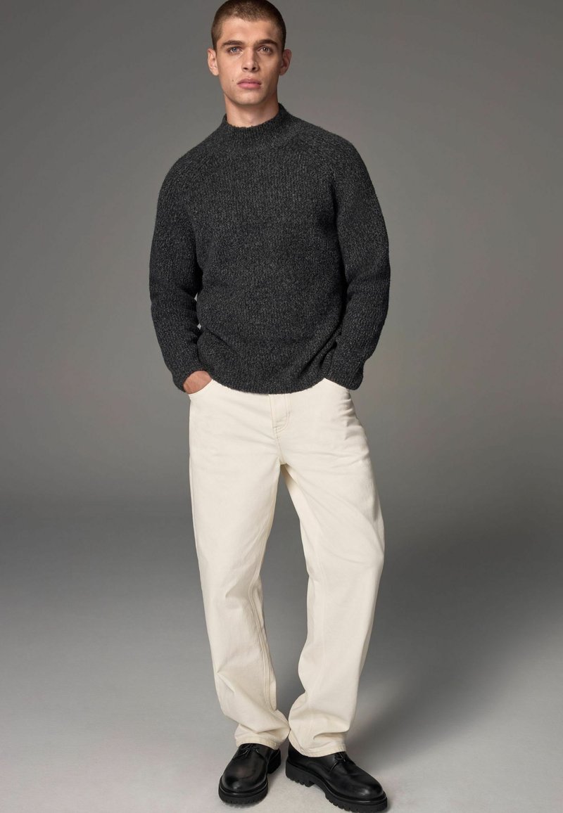 Next - CREW - Jumper - charcoal grey, Enlarge
