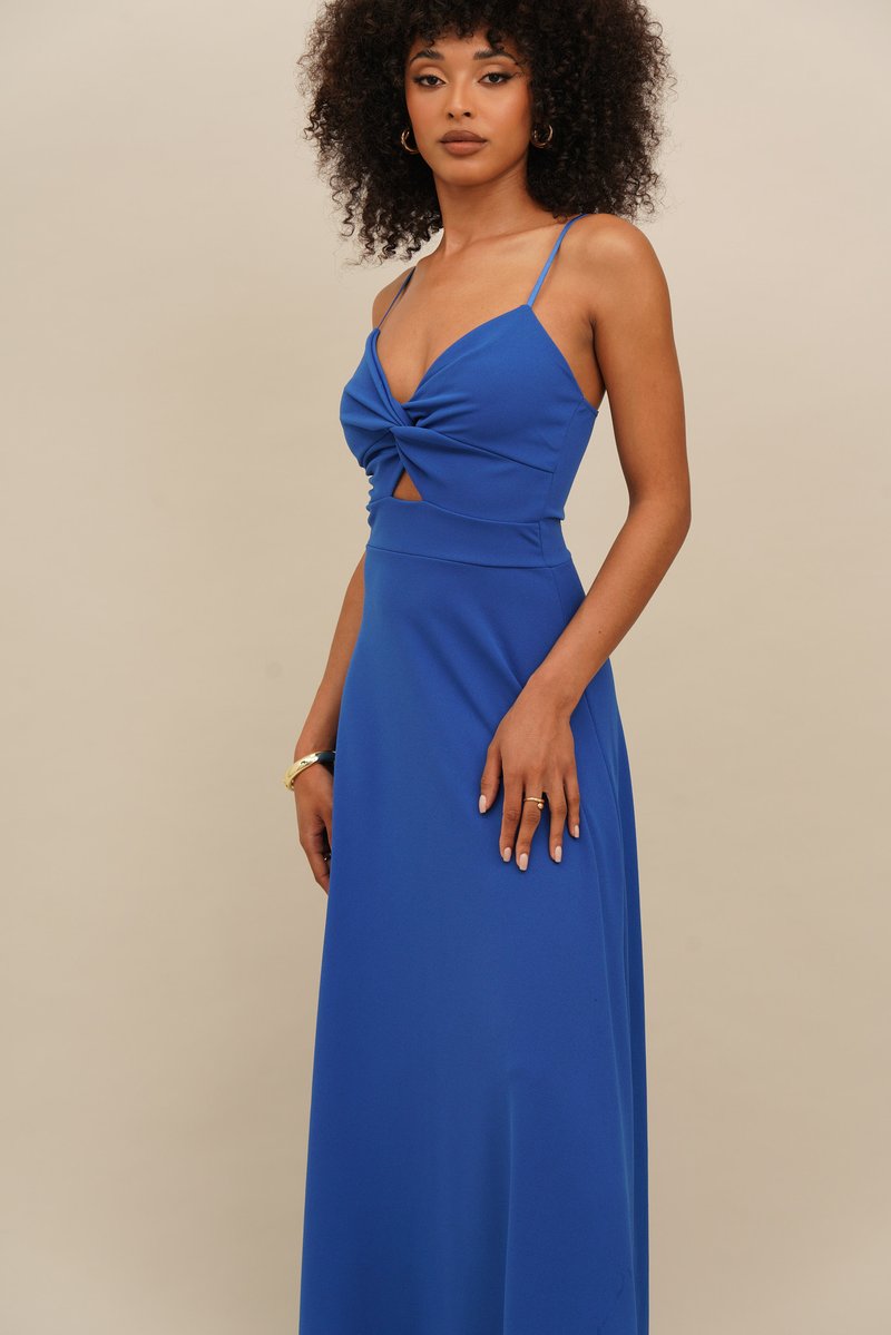 cast skyrizi commercial actress in blue dress Used Anne Barge Blue Willow Tucker Wedding Dress main image 1