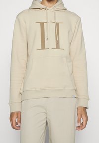 Les Deux Jersey con capucha - sand