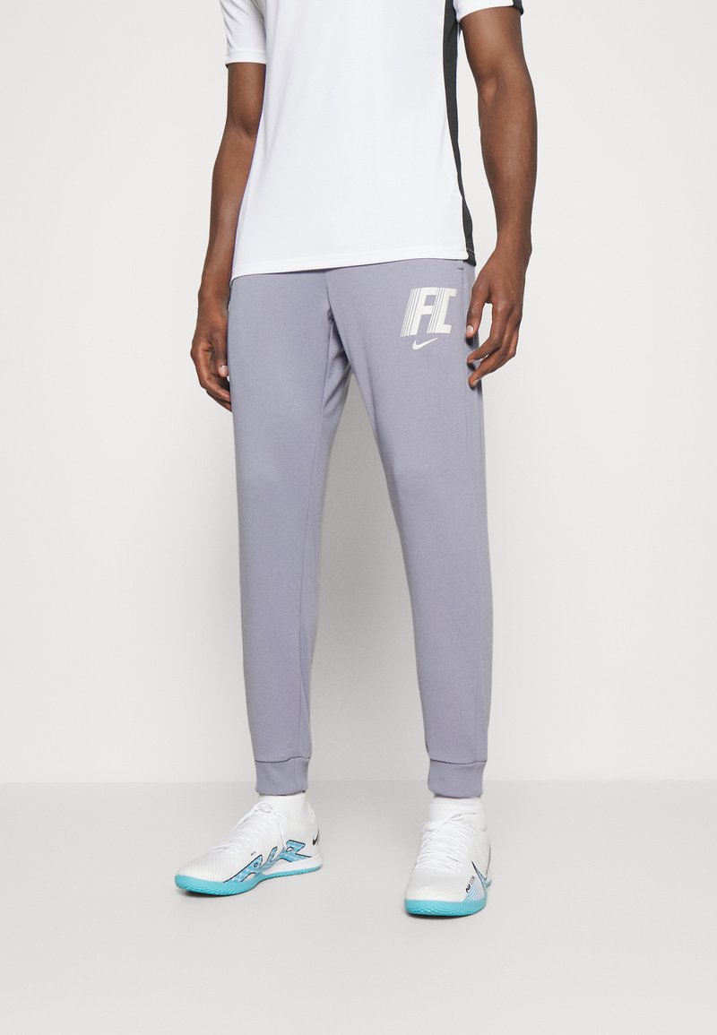 Nike Performance M NK DF FC FLC PANT - Teplákové kalhoty - indigo haze summit white