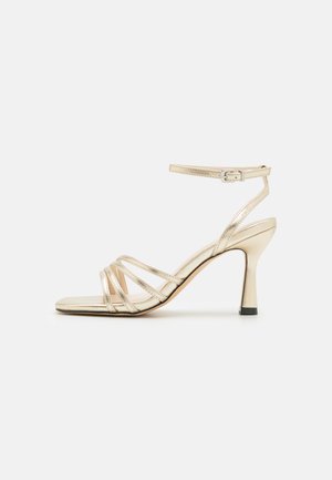 ONLAIKO STRAP HEELED - Sandale - gold