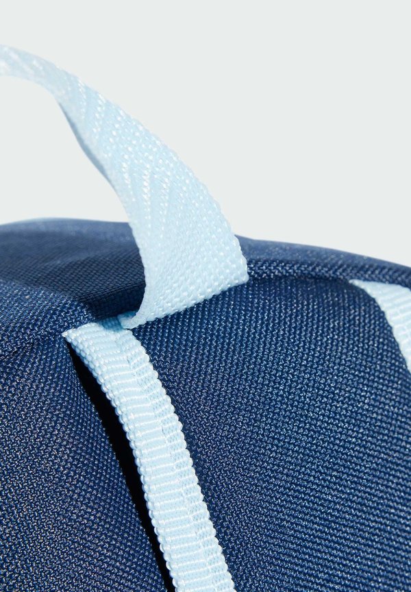 KIDS – Schulranzen – night indigo clear sky