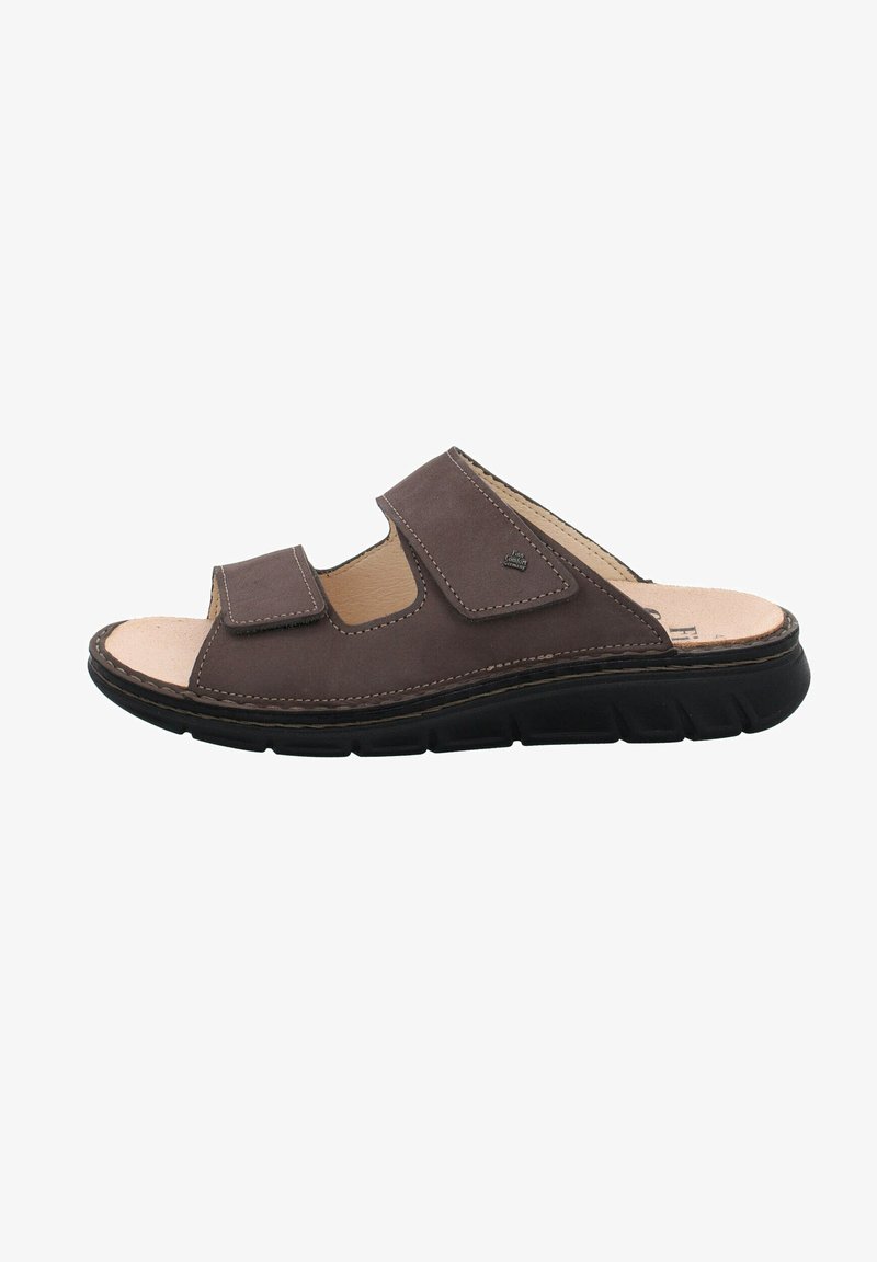 Finn Comfort Mules - braun