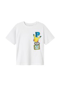 Balta medvilninė marškinėliai su spalvingais Piešinių Pikachu ir Bulbasaur, su užrašu "POKÉMON". Trumpomis rankovėmis ir apvaliu iškirpimu.