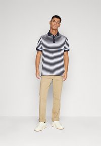 Tommy Hilfiger Polo - desert sky / white