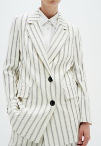 InWear Bleiseri - off-white