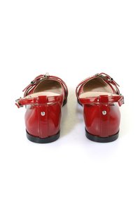Buffalo Bailarinas con hebilla - red