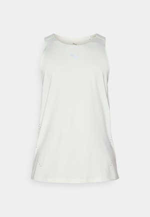 Valge ilma varrukateta sporditop, millel on ümmargune kaelus, külgedel on peene võrkmaterjali detailid ja rinnal väike logo.