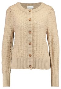 Cardigan beige tricoté avec motif ajouré, col rond, manches longues et cinq boutons en bois. Poignets et ourlet côtelés.