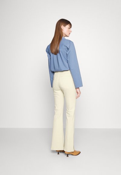 DL1961 BRIDGET BOOT HIGH RISE INSTASCULPT  - Τζιν Bootcut - ecru