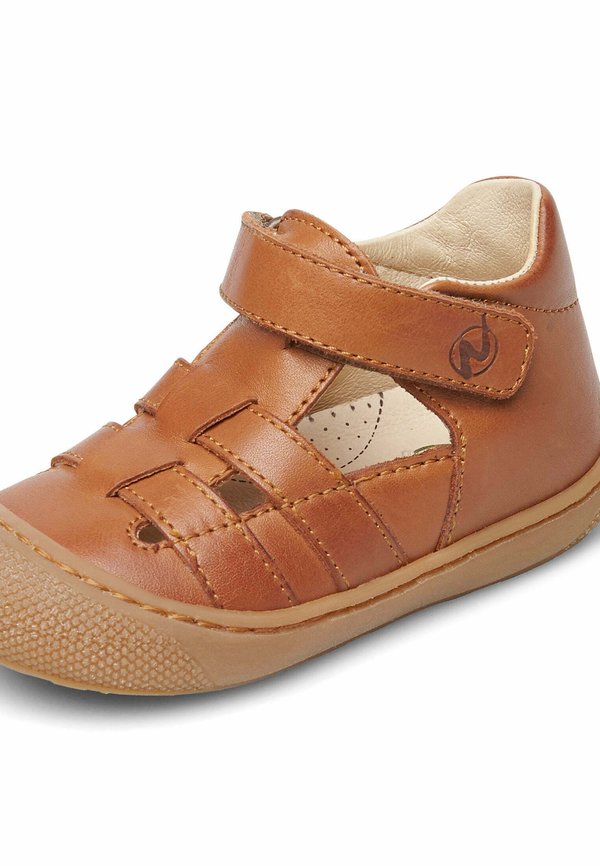 BEDE  – Lauflernschuh – braun
