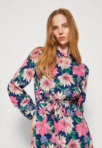 Anna Field Φόρεμα ημέρας - blue/pink