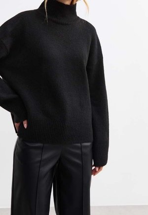 Strickpullover - black