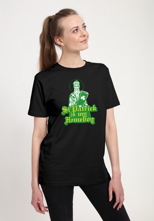 DUKE SONS ST PATRICK IS MY HOMEBOY - Camiseta estampada - black