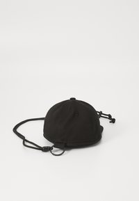 Thumbnail Image 4