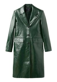 Cappotto lungo in ecopelle verde scuro con tre bottoni frontali, ampi rever e due tasche con patta.
