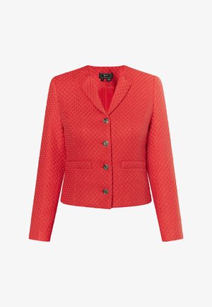 Rød vatteret jakke med snipperkrave, fire dekorative knapper og to frontlommer, med en tekstureret stoffinish.