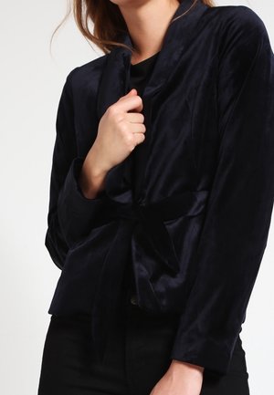Blazer - black