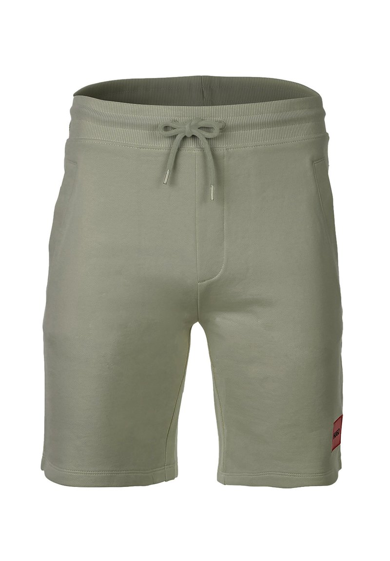 Herre lysegrønne bomullsshorts med elastisk midjebånd, snøring, sidelommer og en liten rød merkeetikett på venstre lår.