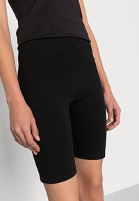 Gina Tricot BASIC BIKER 2 PACK - Calções - black/sesame