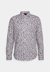 Weißes Button-up Hemd mit einem wellenförmigen braunen Muster, aus leichtem Stoff mit klassischem Kragen und langen Ärmeln.