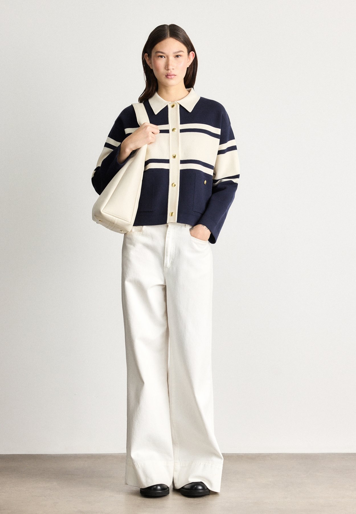 COLOR BLOCKED CARDIGAN