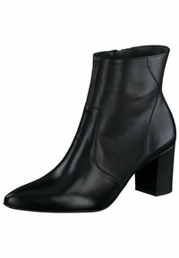 Černé kožené kotníkové boty s špičatou špičkou, hladkým povrchem, bezproblémovým designem a blokovým podpatkem pro stabilitu. Bez viditelného kování nebo vzorů.