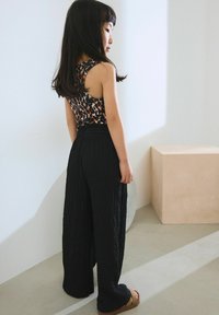 Next RELAXED FIT PRINT  - Trousers - black
