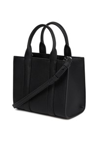 Čierna kožená kabelka s textúrou, s dvoma držadlami a nastaviteľným ramenným popruhom, štruktúrovaný obdĺžnikový tvar, bez viditeľných log.