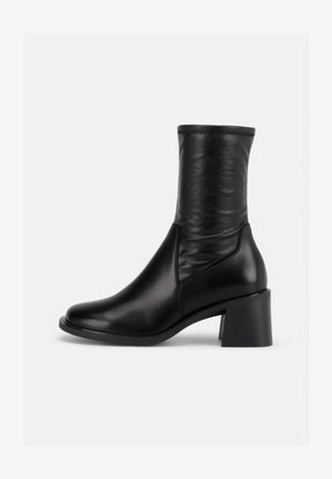 Vagabond, VEGA - Bottines - black