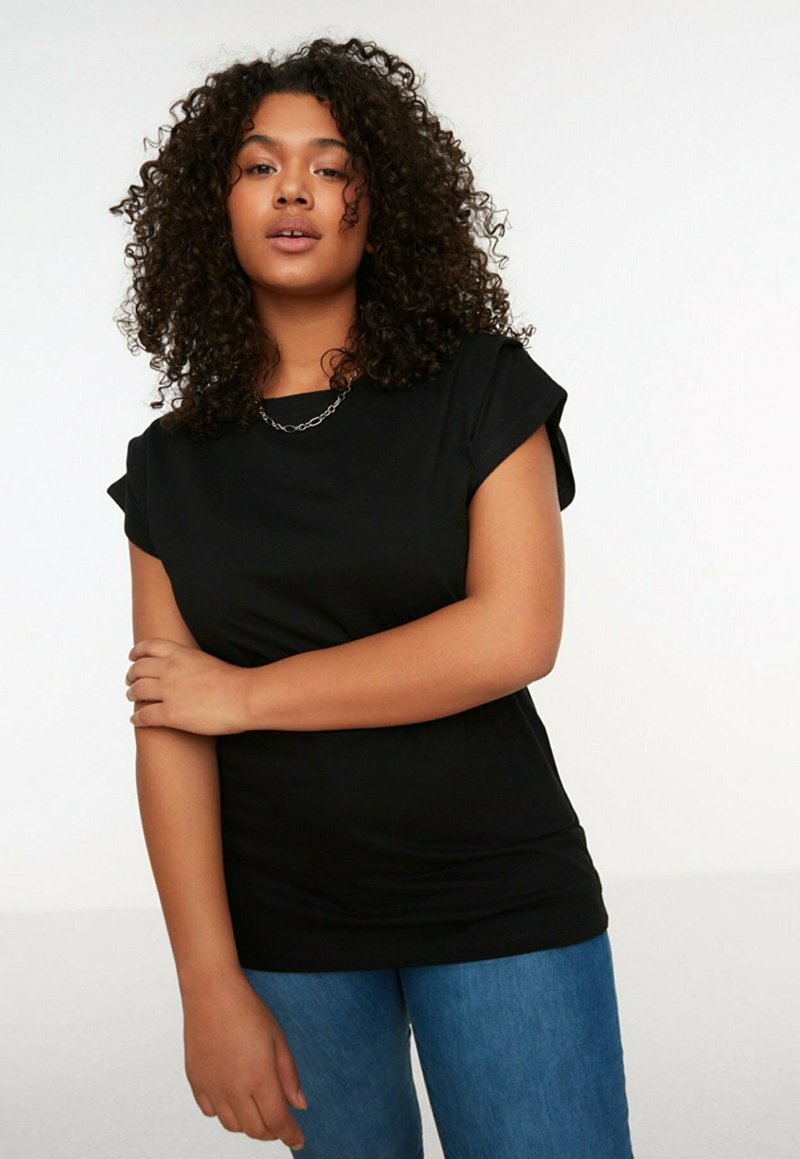 Trendyol Curve T-shirt basic zwart