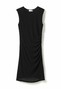 Čierne bezrukávové šaty vyrobené z textúrovanej tkaniny, s nariasením na jednej strane a zaobleným výstrihom. Dĺžka sukne je pod kolenami.